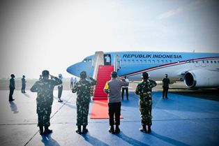 Presiden Jokowi Resmikan SPAM Umbulan & Tinjau Vaksinasi Nasional di Jatim